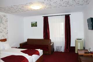 Отель Complex Prestige Алба-Юлия Двухместный номер с 1 кроватью или 2 отдельными кроватями-3